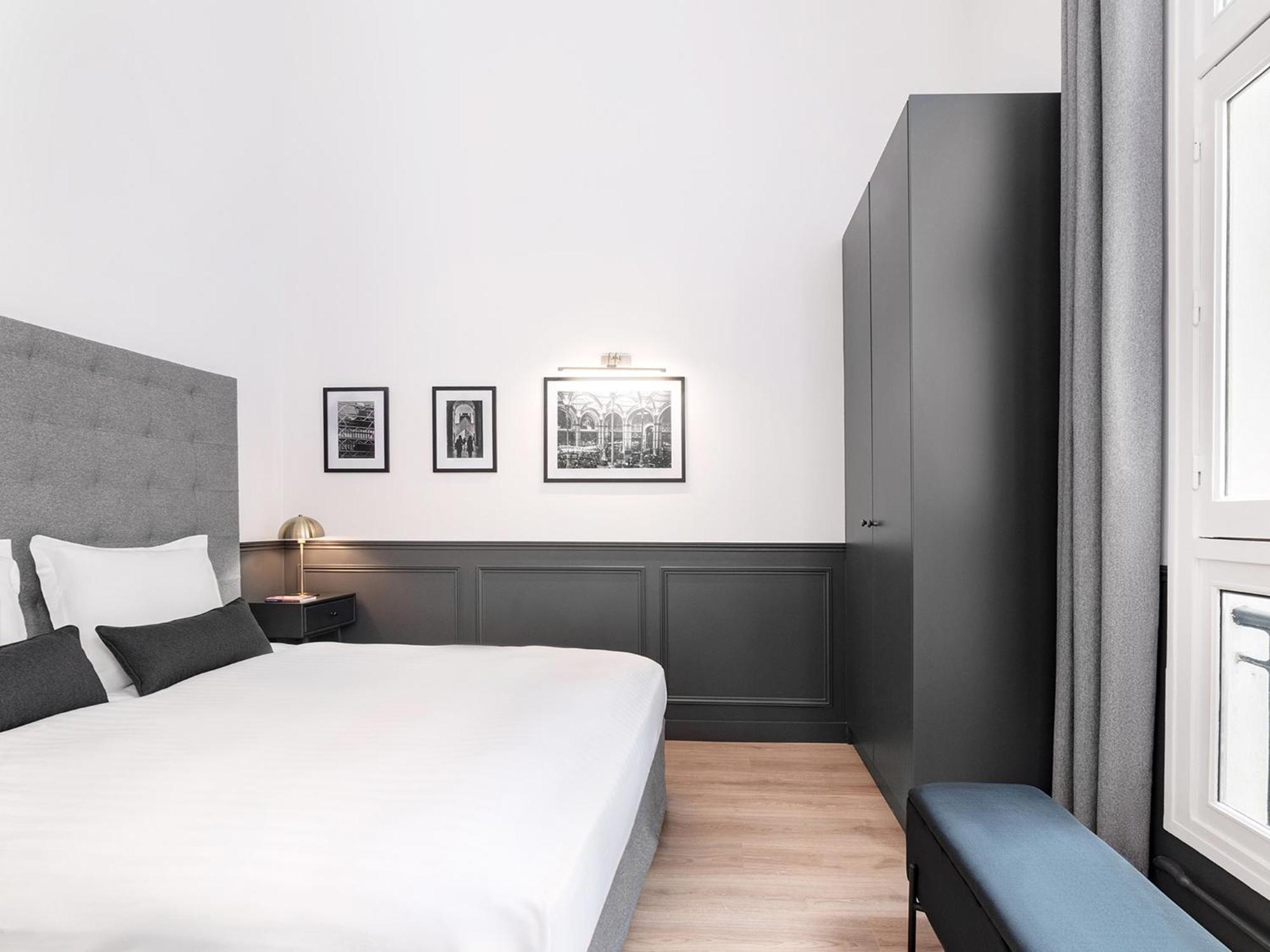 Livinparis Luxury Ac 3 Bedrooms Le Louvre Ii Parijs